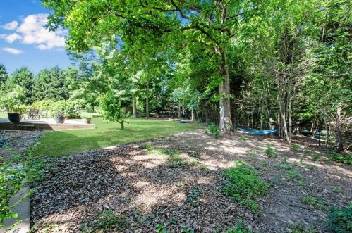 5272 Happy Hollow Rd, Atlanta GA  30360-1263 exterior