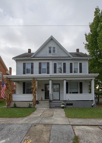3117 4th St, Harrisburg, PA 17110-2202