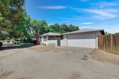 4610 Emerson St, Riverside CA  92506-2008 exterior