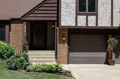 113 Hidden Meadow Rd, Saint Paul MN  55124-9743 exterior