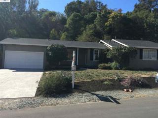 1035 Dolores Dr, Lafayette, CA 94549-2907