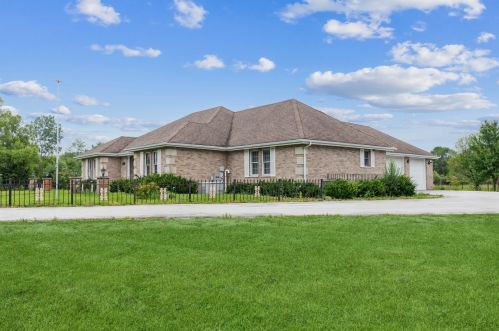 1232 Bemes Rd, Crete, IL 60417-4533