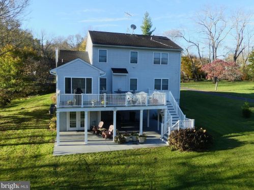 6294 Lee St, The Plains, VA 20198-2247
