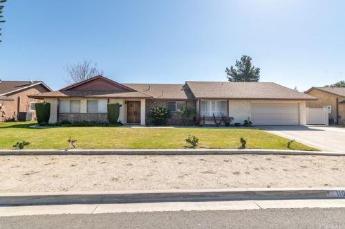 11050 Pala Pl, Mira Loma, CA 91752-1728