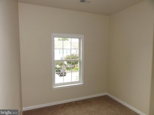 22 Crawford Dr, Charles Town WV 25414-6502 exterior