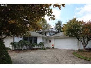 806 Bella Vista Pl, Damascus OR  97030 exterior