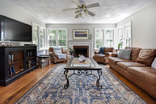 262 Tiffany Ave, Warwick, RI 02889-5821