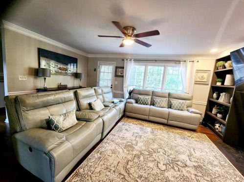 1618 Brentwood Xing, Conyers GA  30013-2194 exterior