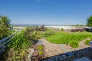 5991 Himalaya Ct, Denver, CO 80016-3818