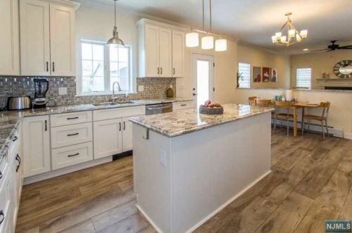 128 Morningside Ave, Cresskill, NJ 07626-1548