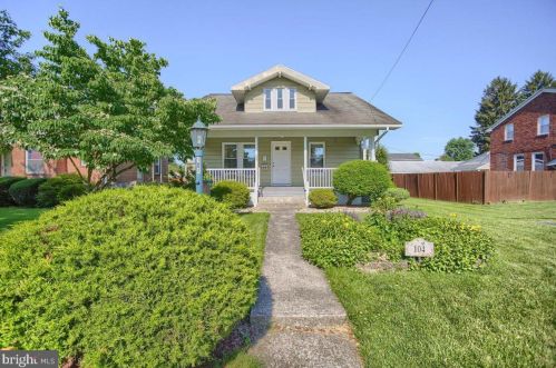 104 47th St, Harrisburg, PA 17111-2645