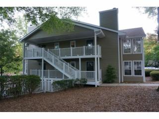 417 Berkeley Woods Dr, Duluth, GA 30096-6351