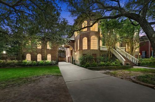 1103 Larkspur Ln, Taylor Lake Village, TX 77586-4724