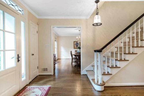 4247 Harrogate Dr, Atlanta GA  30327-3624 exterior