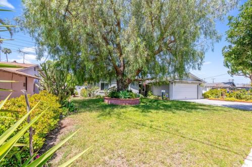 10941 Mac St, Anaheim, CA 92804-6211