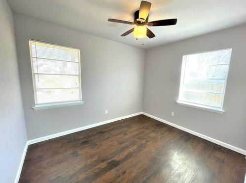 1221 Fairmont St, Irving TX  75062-6653 exterior