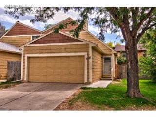 1021 Townley Cir, Longmont, CO 80501-2745