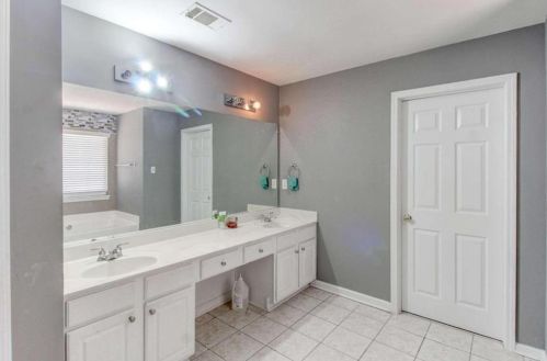 1207 Saxony Dr, Conyers GA  30013-1849 exterior