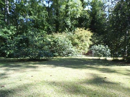 4004 Lower Roswell Rd, Marietta GA  30068-4074 exterior