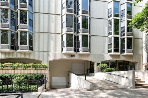 1340 Dearborn St, Chicago IL  60610-2071 exterior