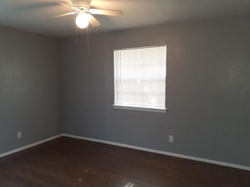 2009 Billie Dr, Dallas TX  75232-1013 exterior