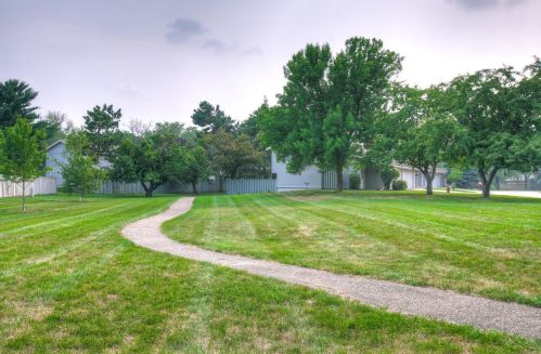 983 Carmel Ct, Saint Paul MN  55126-5833 exterior