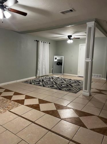 321 Holley St, Fort Worth TX  76140-3007 exterior