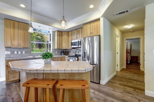 6262 Viewridge Dr, Auburn, CA 95602-7834