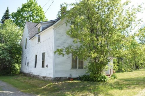 27 Laurel St, Carroll, NH 03598-3312