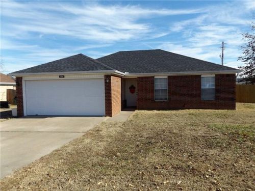 200 Sun Meadow Dr, Centerton, AR 72719-9628