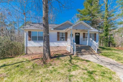 124 Surrey Ct, Clarkesville, GA 30523-6109