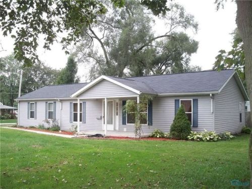 509 Providence St, Delta, OH 43515-1423