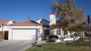 700 La Paloma St, Ridgecrest, CA 93555-3364