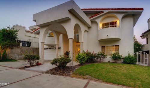 3336 Stephens Cir, Glendale, CA 91208-1169