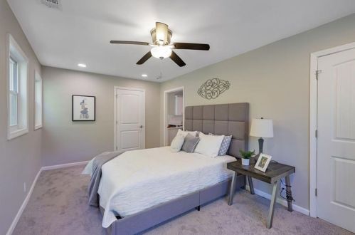 1976 Dering Cir, Atlanta GA  30345-1612 exterior