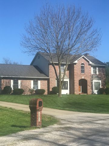 204 Thomas Ln, Foster Pond, IL 62298-5511