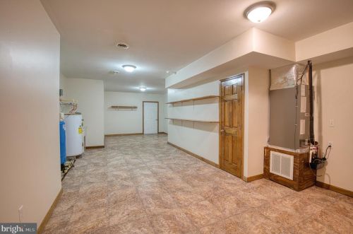 345 Journey Ln, Berkeley Springs WV exterior