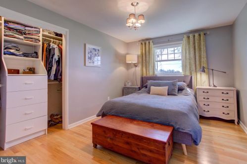 1853 Rockvale Rd, Lancaster PA  17602-1315 exterior