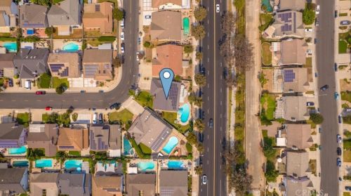 9878 Avenida Mateo, Cypress CA  90630-3445 exterior
