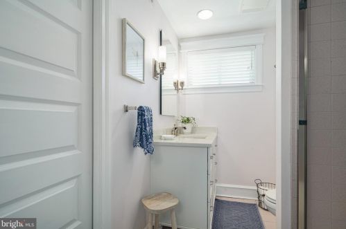 115 Lafayette Ave, Haddonfield NJ 08033-3332 exterior