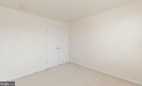 67 Barksdale Dr, Charles Town WV 25414-5616 exterior