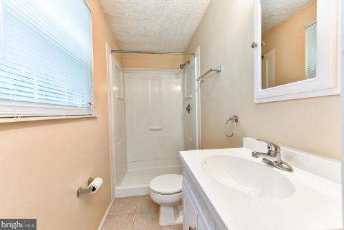 7309 Sterling Grove Dr, Springfield VA  22150-4437 exterior