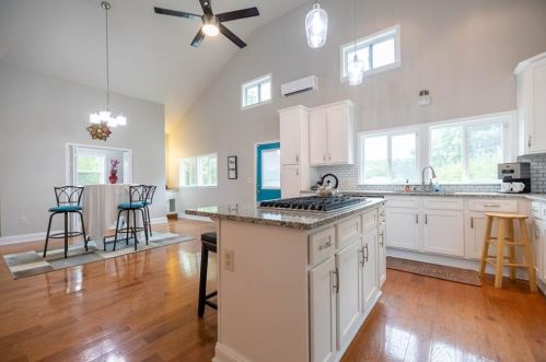 717 Berne St, Atlanta GA  30312-3503 exterior