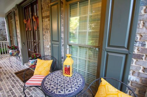 149 Grandmar Chase, Holly Springs GA  30115-6498 exterior