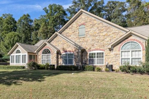 5246 Stone Village Cir, Kennesaw, GA 30152-7770
