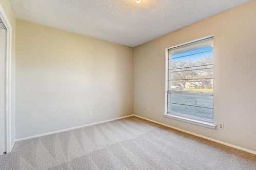 2020 Cedarwood Dr, Carrollton TX 75007-5405 exterior