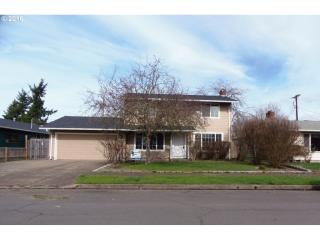 1152 Olympic St, Springfield OR  97477-3222 exterior