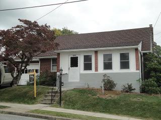 2002 Myrtle Ave, Reading, PA 19605-2253