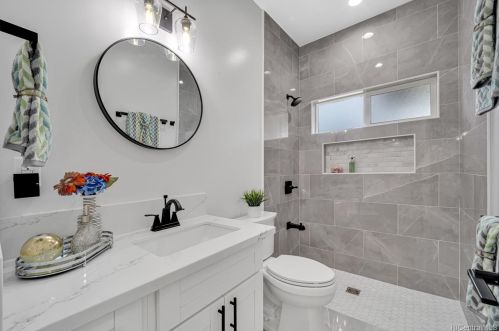 3607 Nipo St, Honolulu HI  96822 exterior