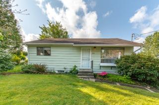 423 Porter Way, Milton, WA 98354-9639